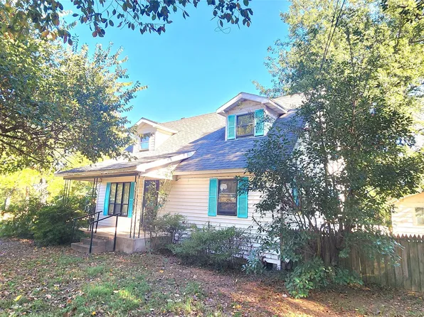 925 Angies Xing, Tool, TX 75143