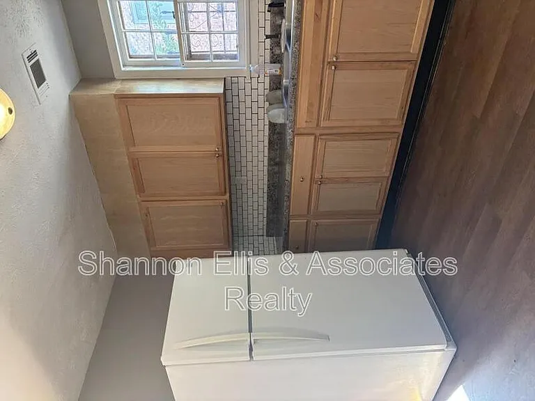 1780 Cahoon St SW — Photo 16