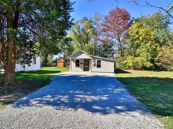 124 Carr St, Blanchester, OH 45107