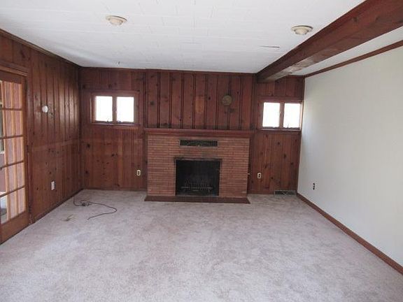 Living room with fireplace