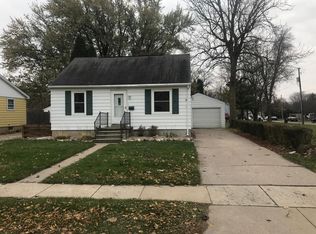 1919 W Linwood Ave, Oshkosh, WI 54901