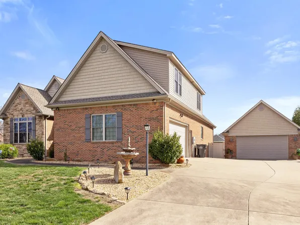 125 Pershing Way, Paducah, KY 42001