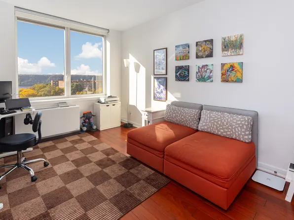 640 West 237th Street image 22 of 30