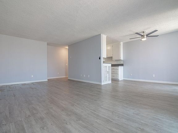 4th image of 8011 Romaine St #308