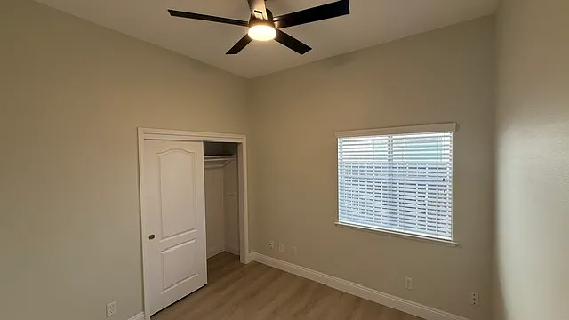 2718 E Darlington Ct — Photo 20