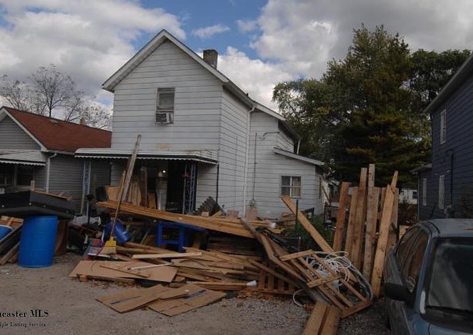 2nd image of 2388 S 6th St