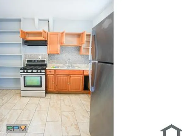 2524 E Federal St, Baltimore, MD 21213