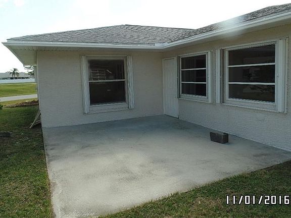 5th image of 739 Maderia Ct