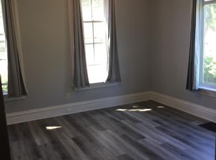264 W Broadway St, Winona, MN 55987