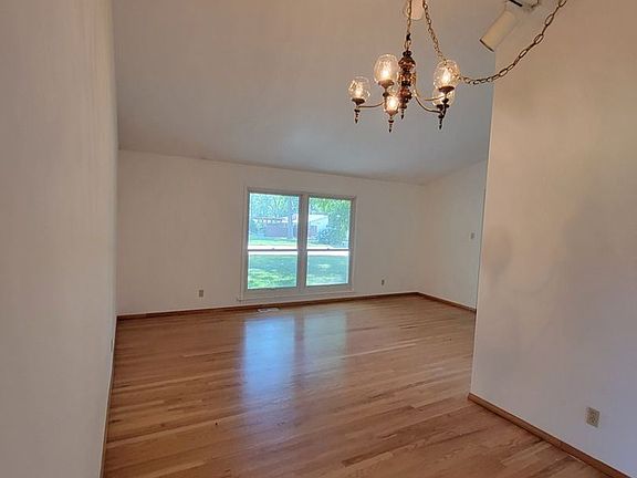 3rd image of 12139 Lake Como Dr