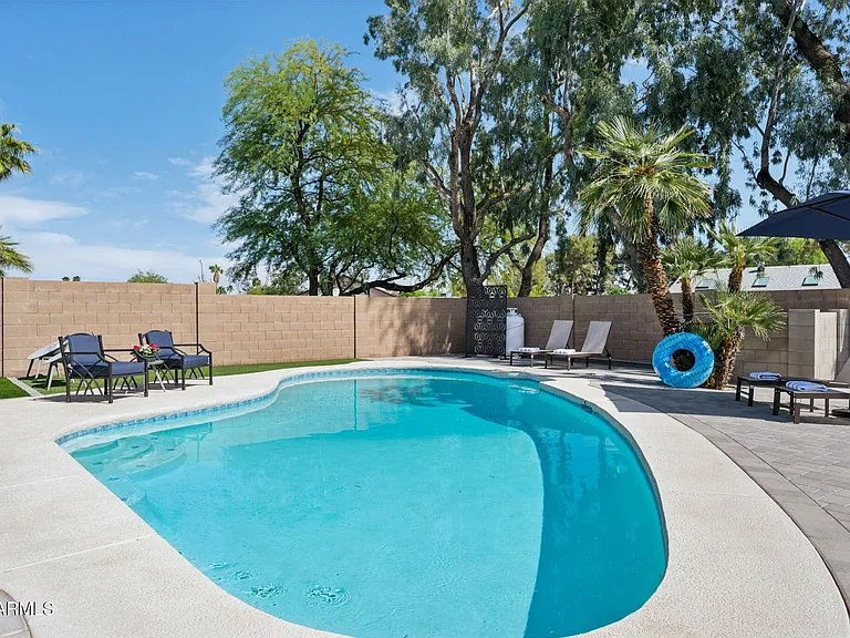 5301 E Tierra Buena Ln — Photo 37
