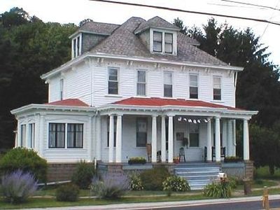 208 1st Ave, Sutersville, PA, 15083