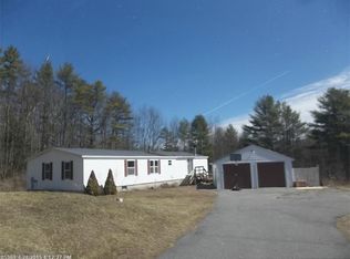 895 River Rd, Windham, ME 04062