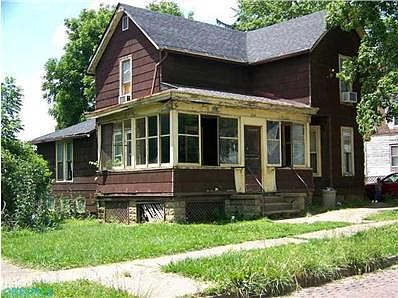 1st image of 214 E Burgess St