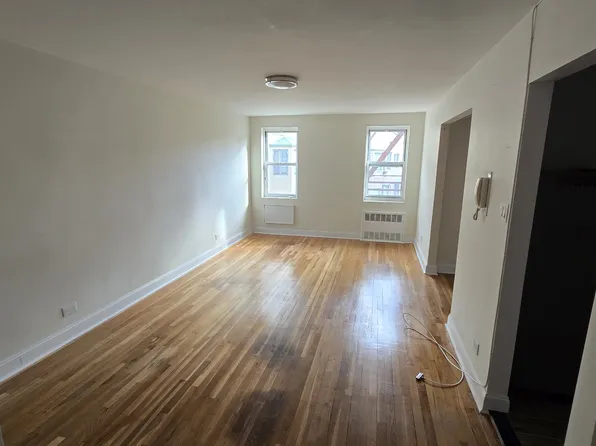 125-16 83rd Drive image 1 of 6