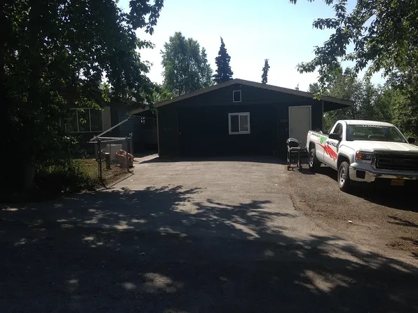 2210 E 74th Ave #B, Anchorage, AK 99507