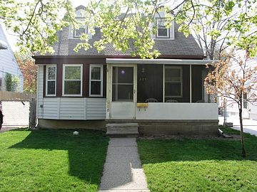 305 N Campbell 2009