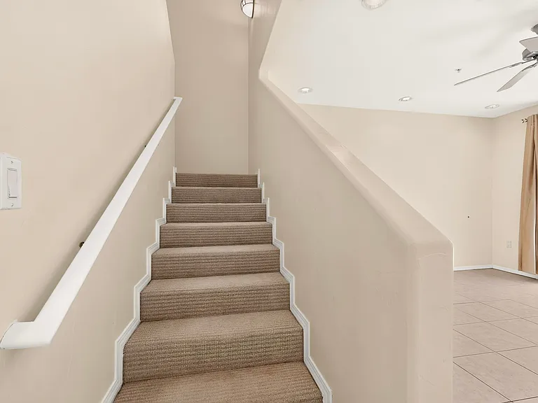 1900 Central Ave SW #203 — Photo 6