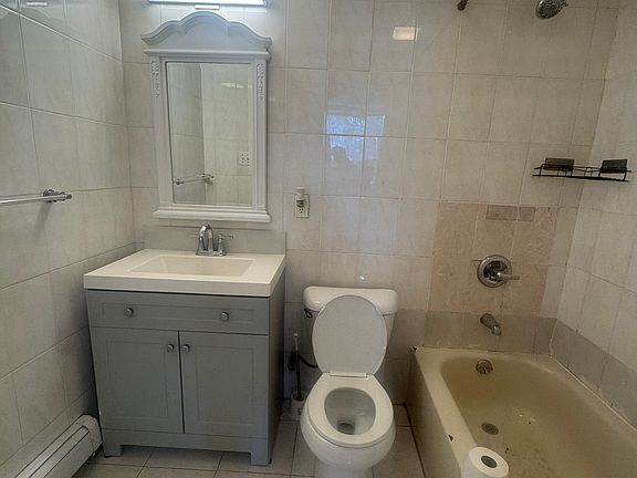 3rd image of 25-18 36th Ave #1