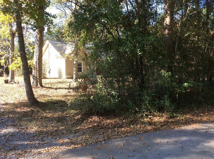 2nd image of 315 Old Eucheeanna Rd