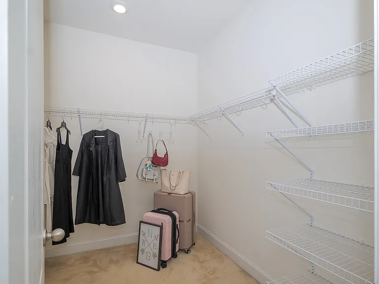 411 Alamosa Pl — Photo 66