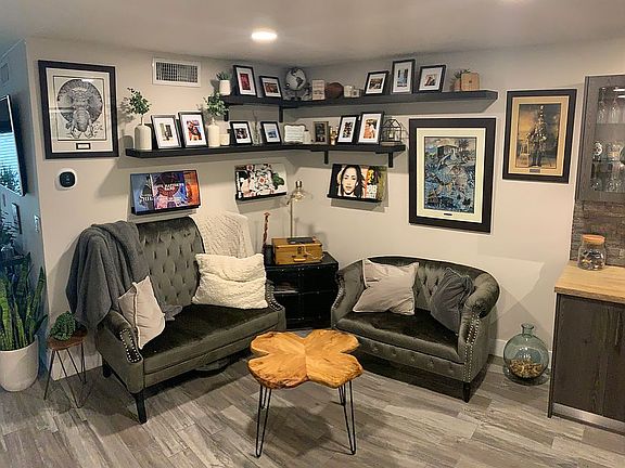 Sitting Area