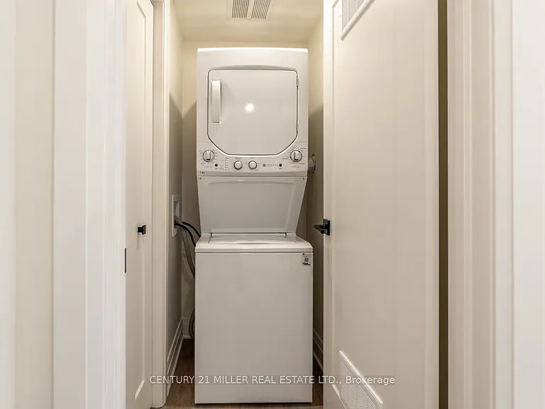 151 Richardson St #B — Photo 11