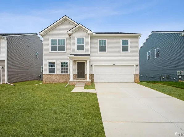 387 Edge Brk, Holly, MI 48442