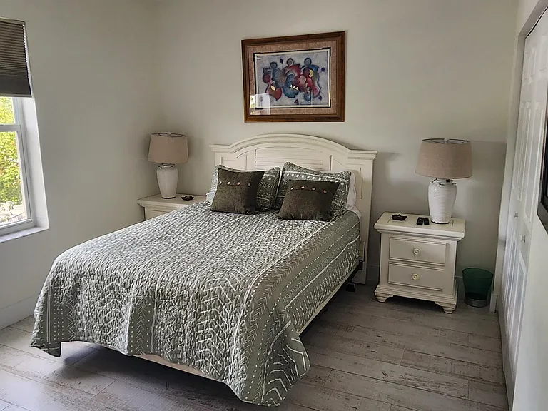 1302 Tuscany Way — Photo 25