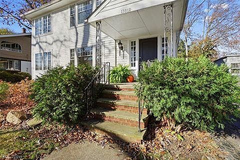 2nd image of 13860 Clifton Blvd Unit 2