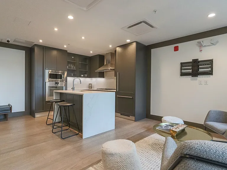 5733 Alberta St #305 — Photo 19