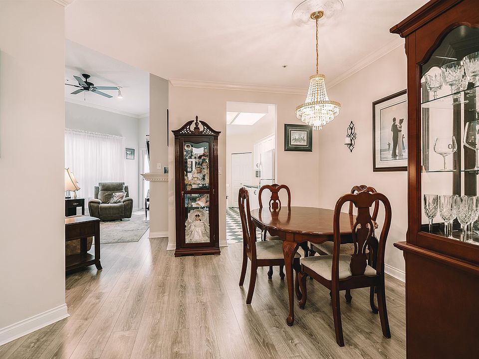 1st image of 2995 Princess Cres #402