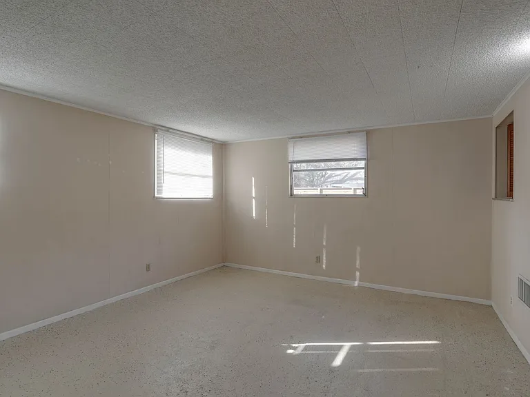 1704 Edmundshire Rd — Photo 16