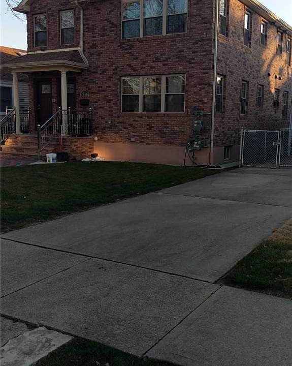 1st image of 241-26 85th Ave