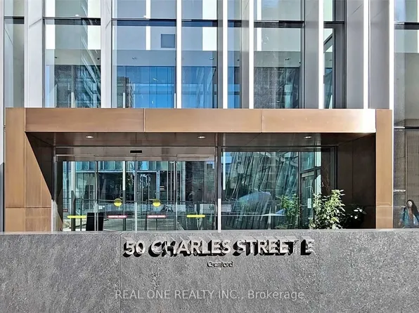50 Charles St E, Toronto, ON