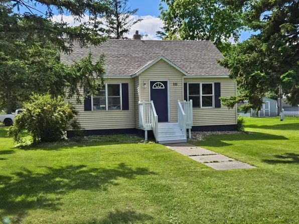 111 4th St SE, Ulen, MN 56585