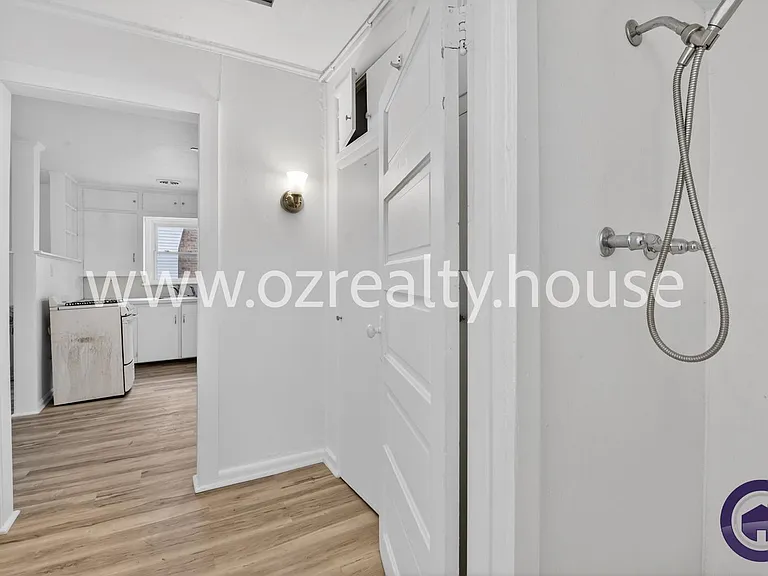 1464 Sunshine St #1 — Photo 12