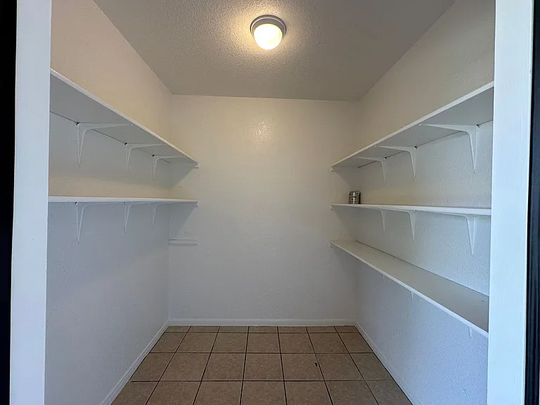 2703 Edgefield St — Photo 37