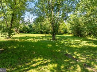 212 Pineford Rd, Pottstown, PA 19464