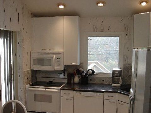 5th image of 594 Wagstaff Dr