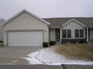 7608 Sugar Maple Cir, Lansing, MI 48917