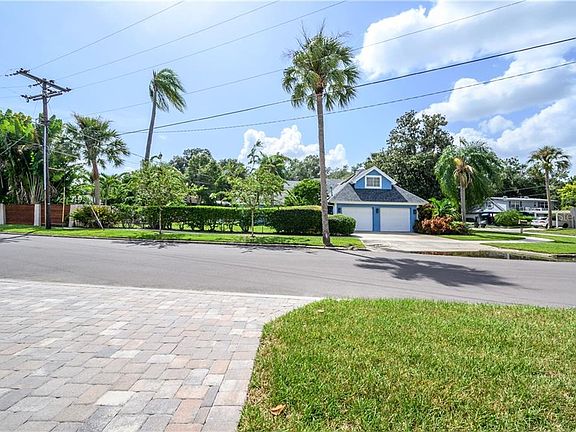 4th image of 5102 W Evelyn Dr