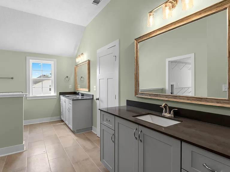 721 Ronaldsay Rd — Photo 21