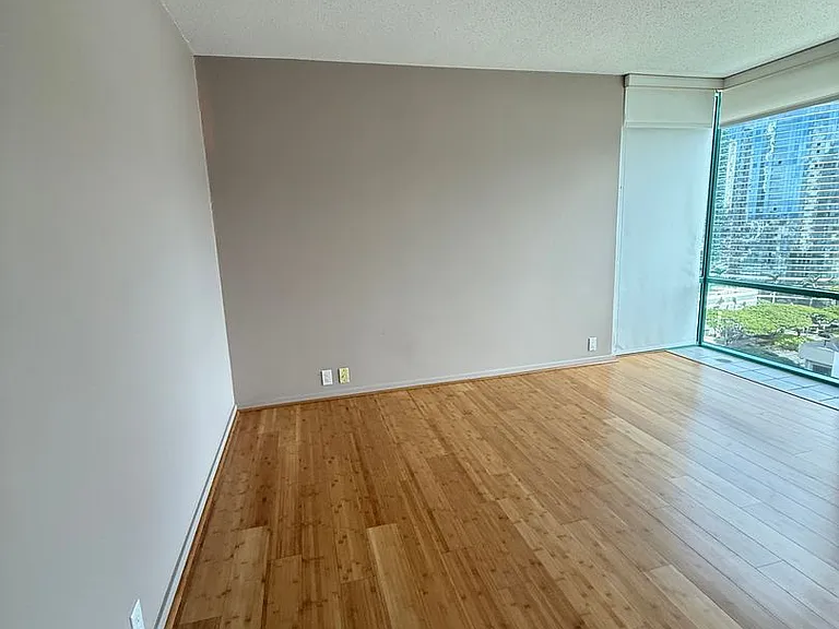 1341 Kapiolani Blvd #17A — Photo 8
