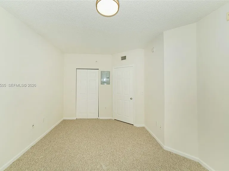 17145 N Bay Rd #4203 — Photo 18