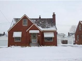 10001 S Highland Ave, Garfield Heights, OH 44125