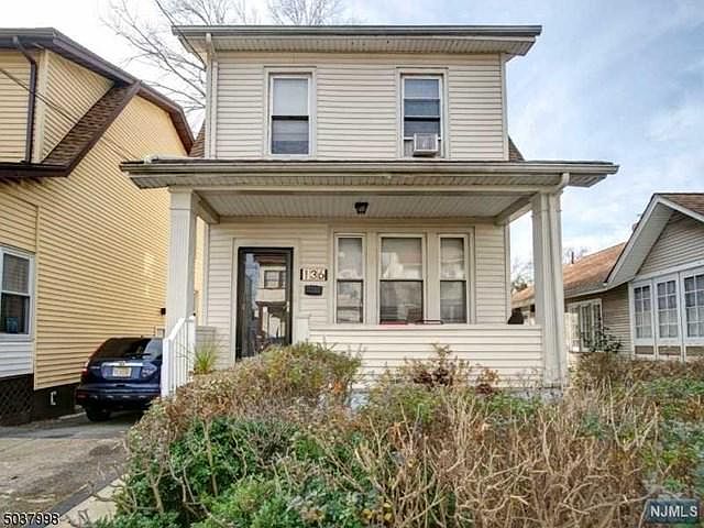 1st image of 136 Paine Ave