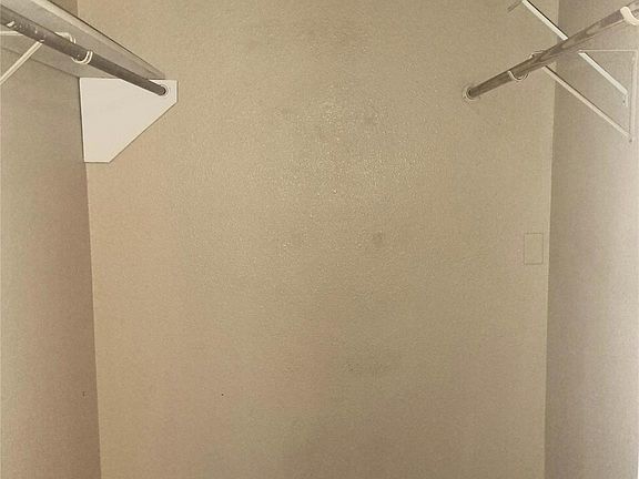 5th image of 6409 Hidden Springs Dr