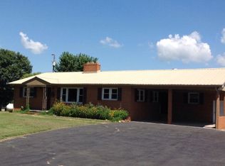 302 Hodges Ferry Rd, Sparta, TN 38583