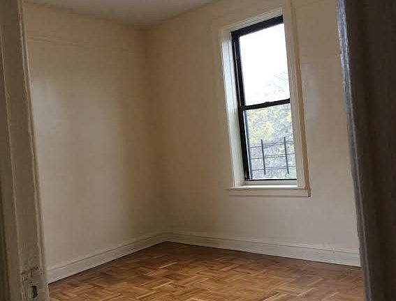 5th image of 210 W 262nd St APT 3N